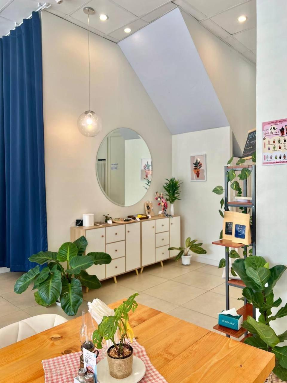 Indian Bites Hostel Chiang Mai Ngoại thất bức ảnh
